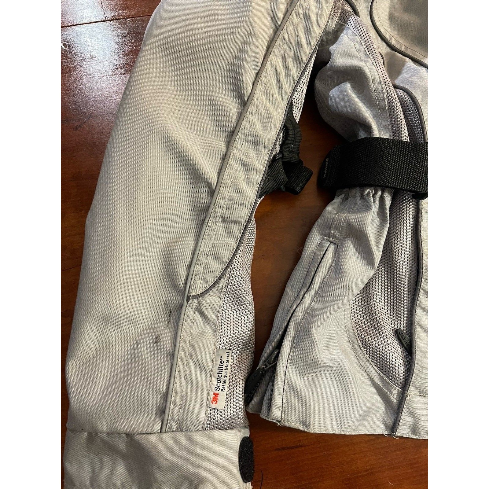 Vintage 1990’s Women’s Padded Gray 3m Reflective Olympia Motorcycle Jacket Xl — image 5 of 8